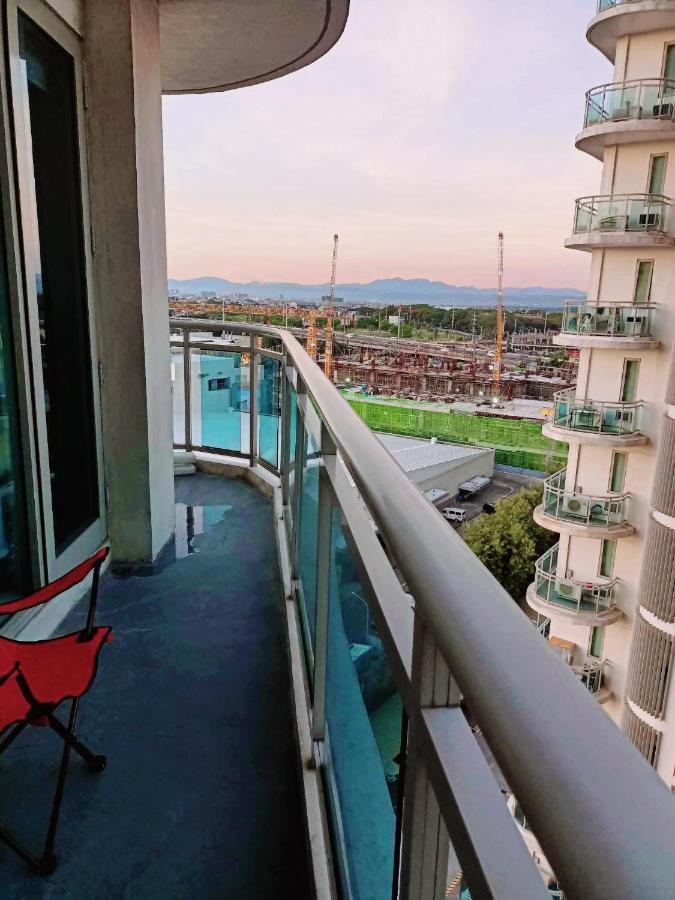 Azure Urban Resort With Wifi And Netflix 帕赛 外观 照片